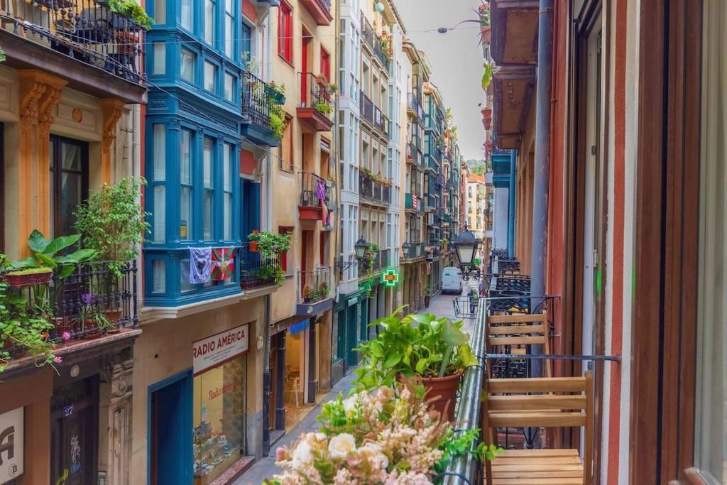شقة Piso Diseno Deluxe Casco Viejo Entrada Autonoma Y Ascensor بلباو المظهر الخارجي الصورة
