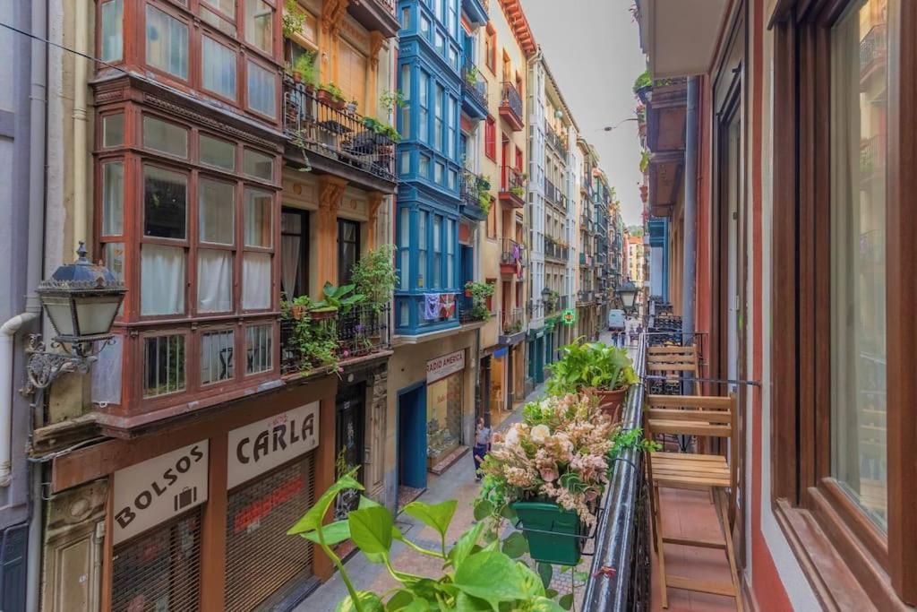 شقة Piso Diseno Deluxe Casco Viejo Entrada Autonoma Y Ascensor بلباو المظهر الخارجي الصورة