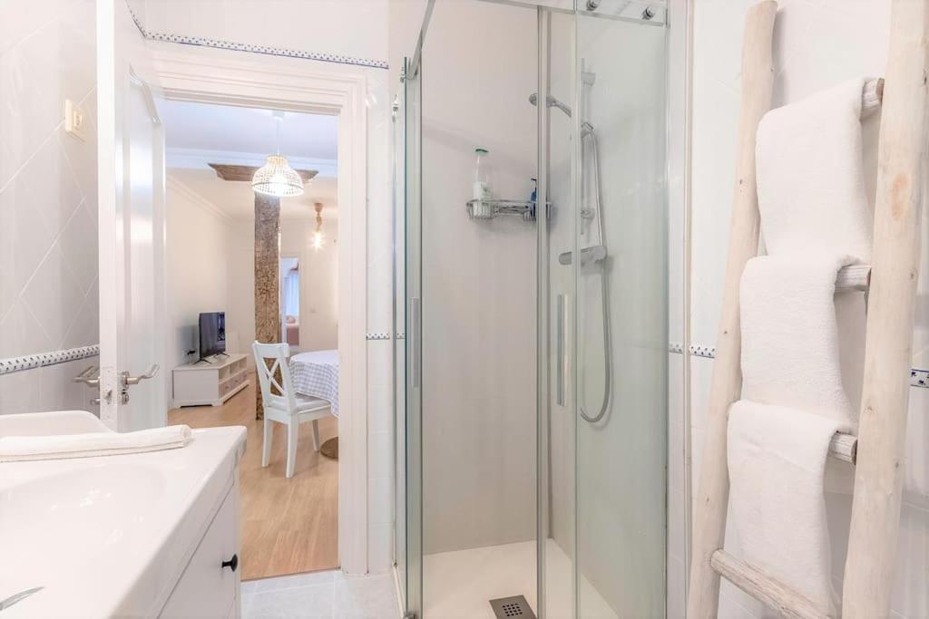 شقة Piso Diseno Deluxe Casco Viejo Entrada Autonoma Y Ascensor بلباو المظهر الخارجي الصورة